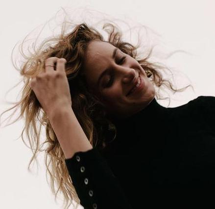 EVA-ROSS-DIGITAL-42_x450